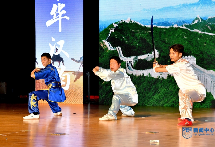 nEO_IMG_QCD_1389.jpg nEO_IMG_QCD_1389.jpg