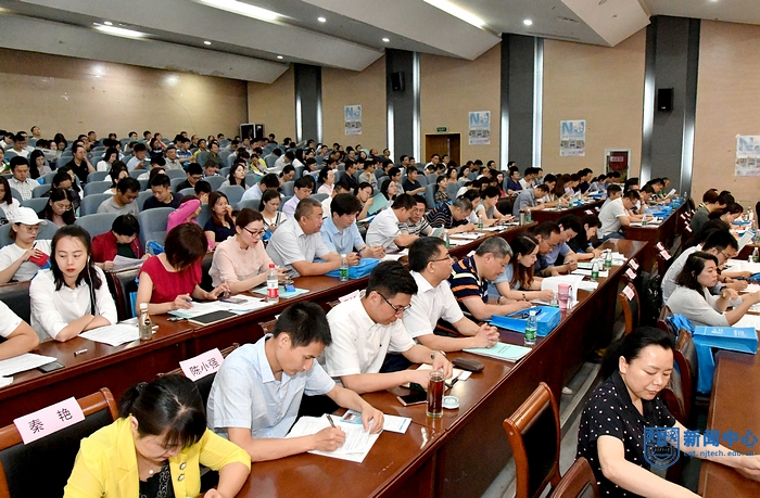 nEO_IMG_QCD_3101.jpg nEO_IMG_QCD_3101.jpg